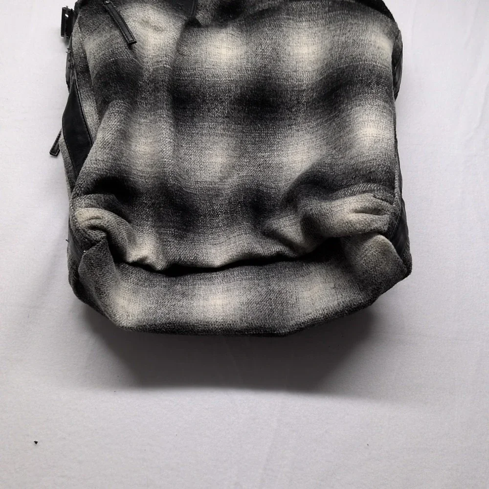 LULULEMON Gray Wool Blend Tote Yoga Gym Laptop Fast In Flight Bag